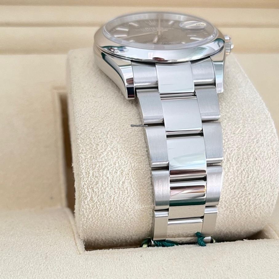 Rolex Datejust 36 36mm Like New (Unworn) 2025 (May) Black Dial Index Oyster Band 126200