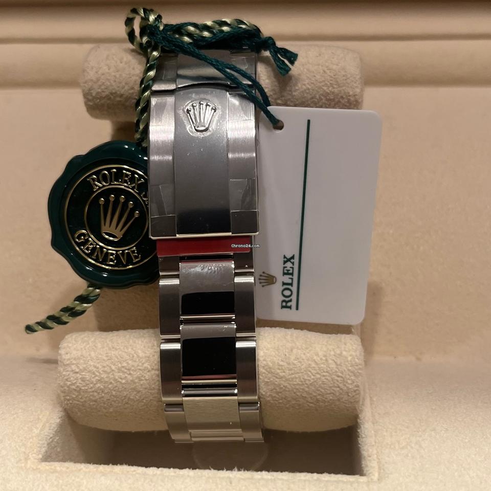 Rolex Datejust 41 mm / Like New (Unworn) 2025 (May) Blue Rom Dial/126334