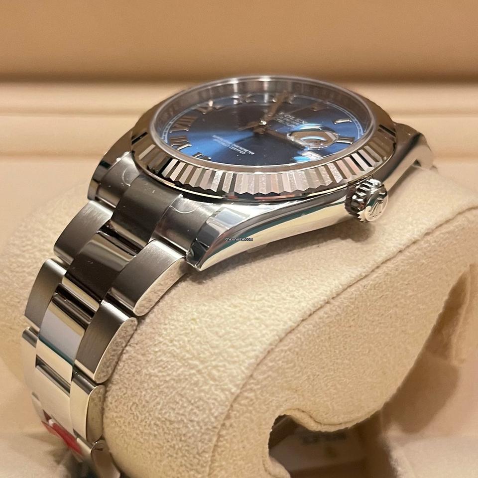 Rolex Datejust 41 mm / Like New (Unworn) 2025 (May) Blue Rom Dial/126334