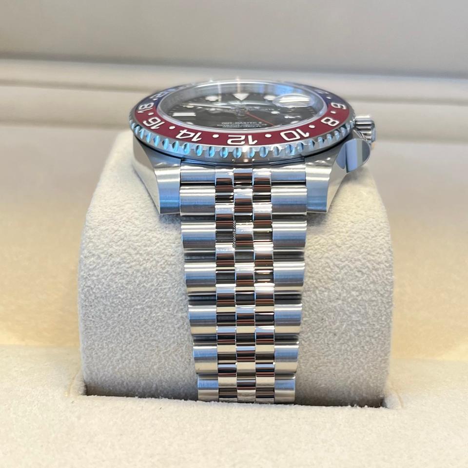 Rolex GMT-Master II Pepsi Like New (Unworn) 2025 ( May) / 126710BLRO
