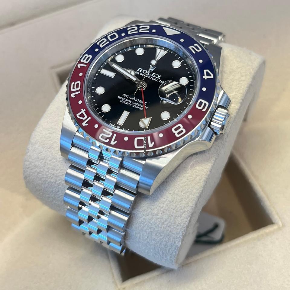 Rolex GMT-Master II Pepsi Like New (Unworn) 2025 ( May) / 126710BLRO