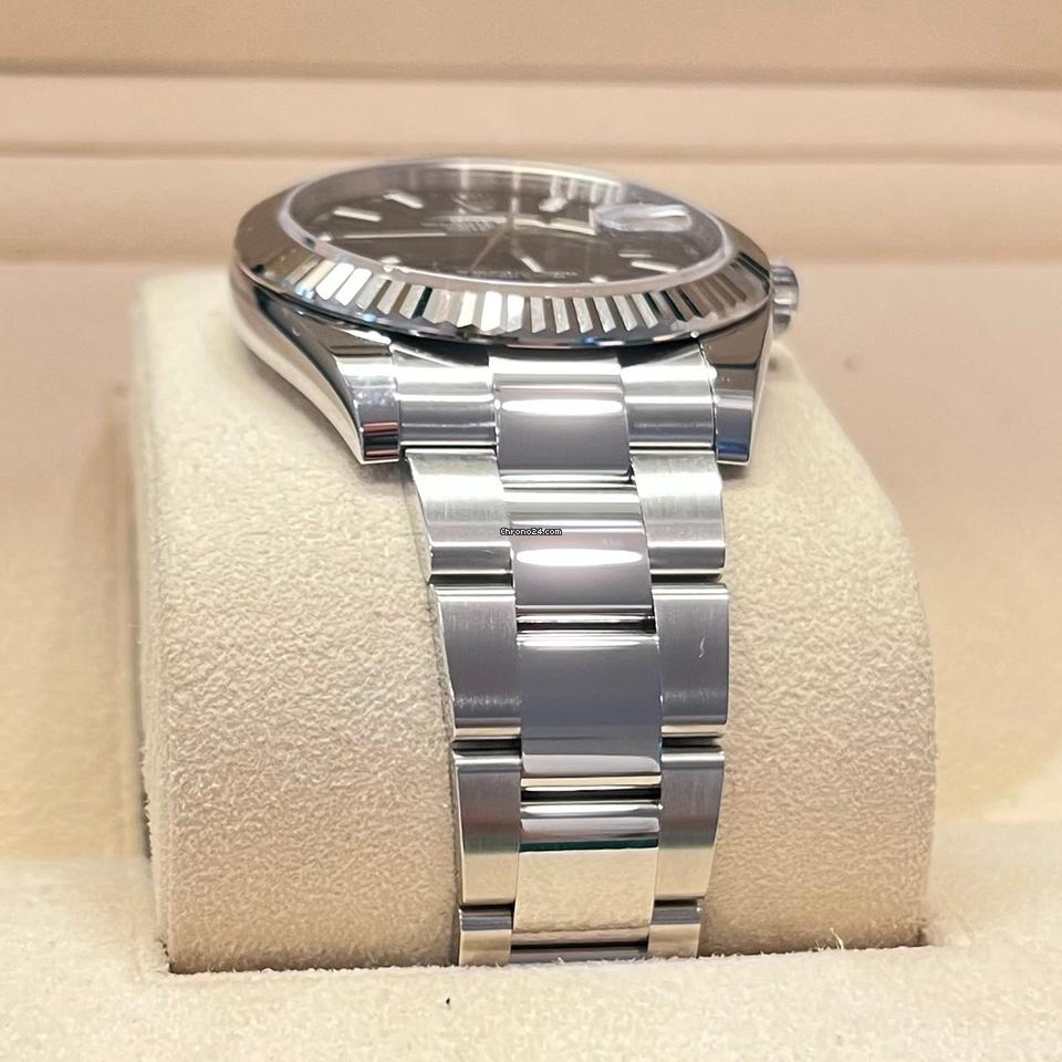 Rolex Datejust 41 41mm Like New (Unworn) 2025 (May)Black Dial Index Oyster 126334