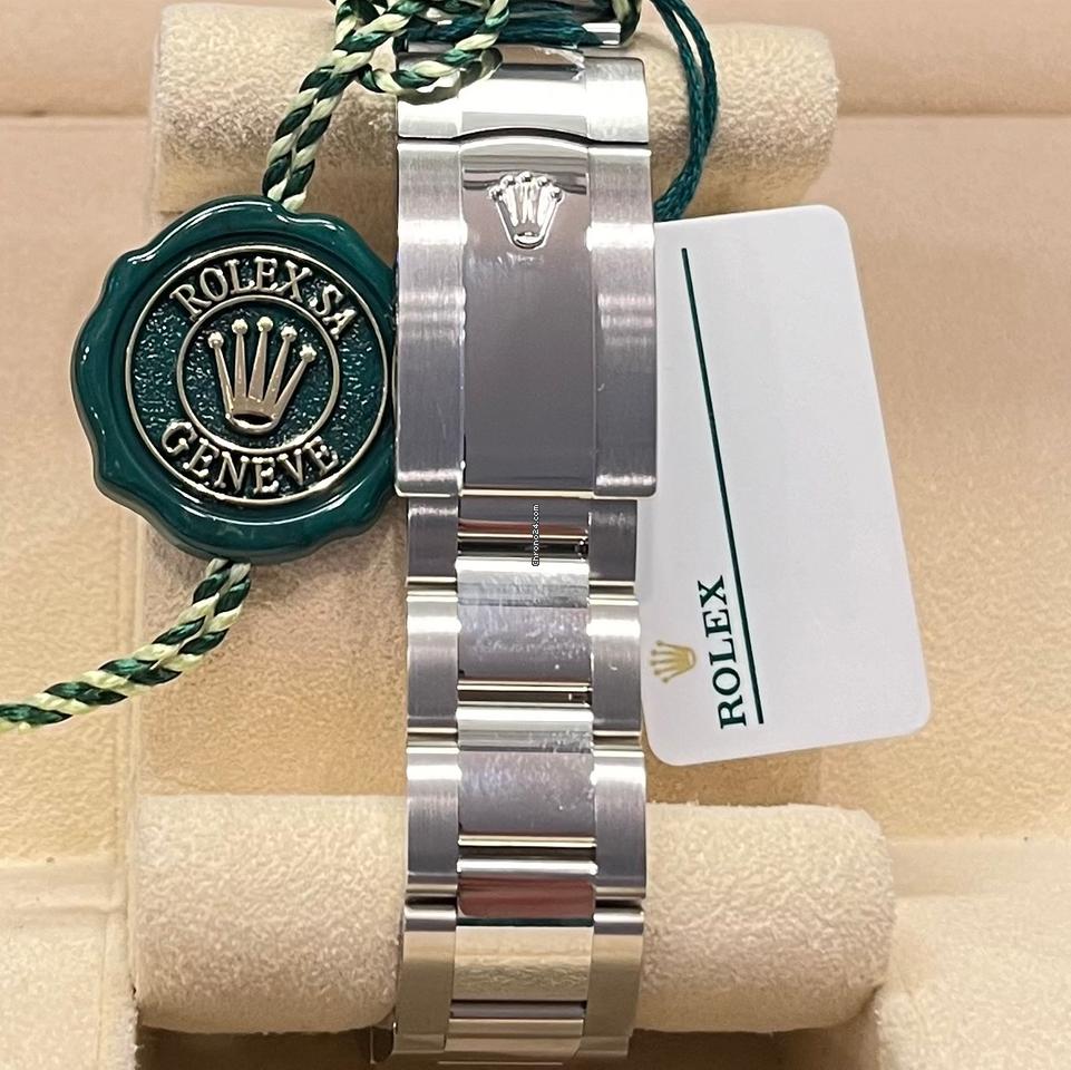 Rolex Datejust 41 41mm Like New (Unworn) 2025 (May)Black Dial Index Oyster 126334