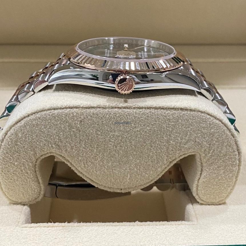Rolex Datejust 41 41mm Like New (Unworn) 2025 / Slate Rom Dial Jubilee Fluted Bezel 126331