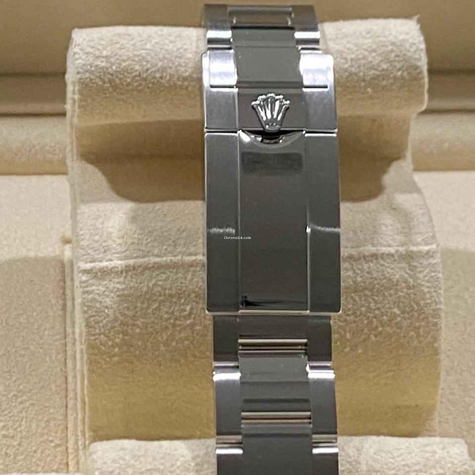 Rolex GMT-Master II II/Like New (Unworn) 2025 / Oyster Batman 126710BLNR