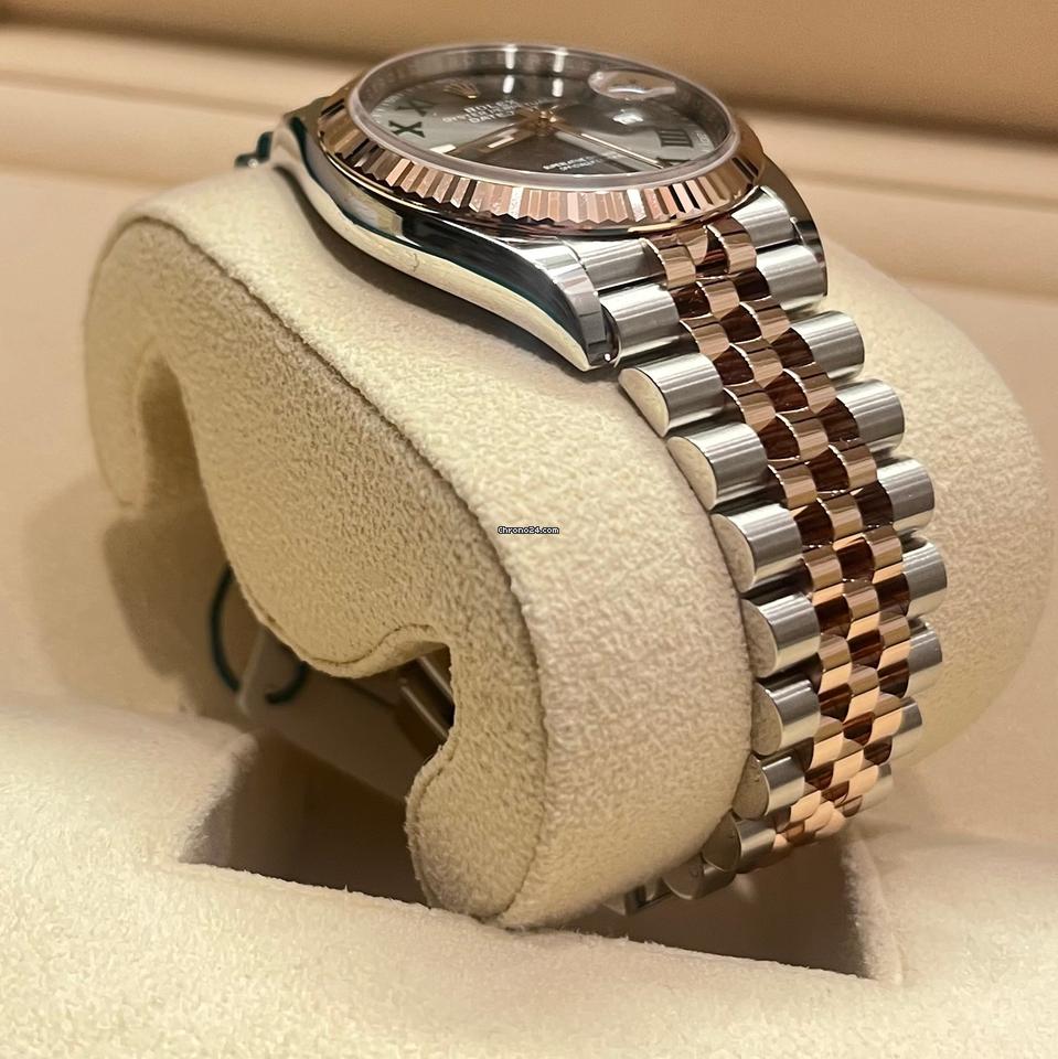 Rolex Datejust 36 36mm Like New (Unworn) 2025 (May)/Wimbledon Dial / Rose Gold / Jubilee 126231