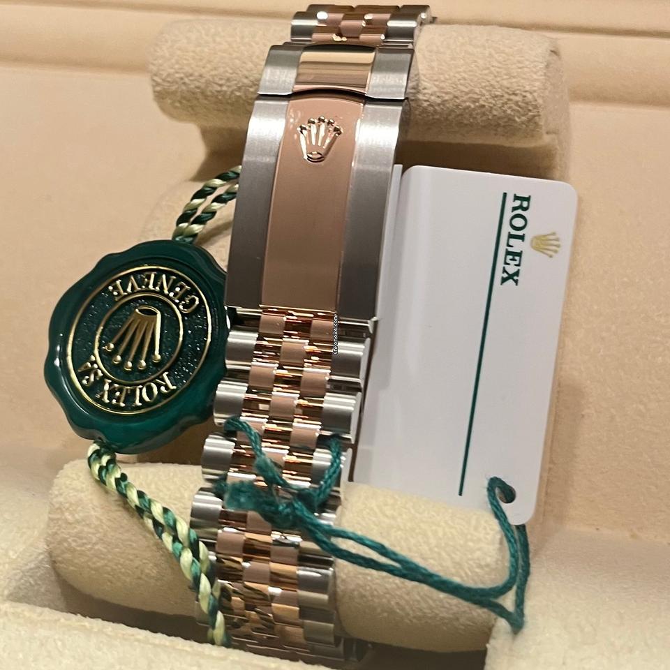 Rolex Datejust 36 36mm Like New (Unworn) 2025 (May)/Wimbledon Dial / Rose Gold / Jubilee 126231