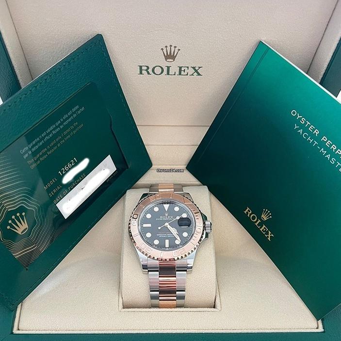 Rolex Yacht-Master 40 40mm Like New (Unworn) 2025 (April) / Black Dial 126621