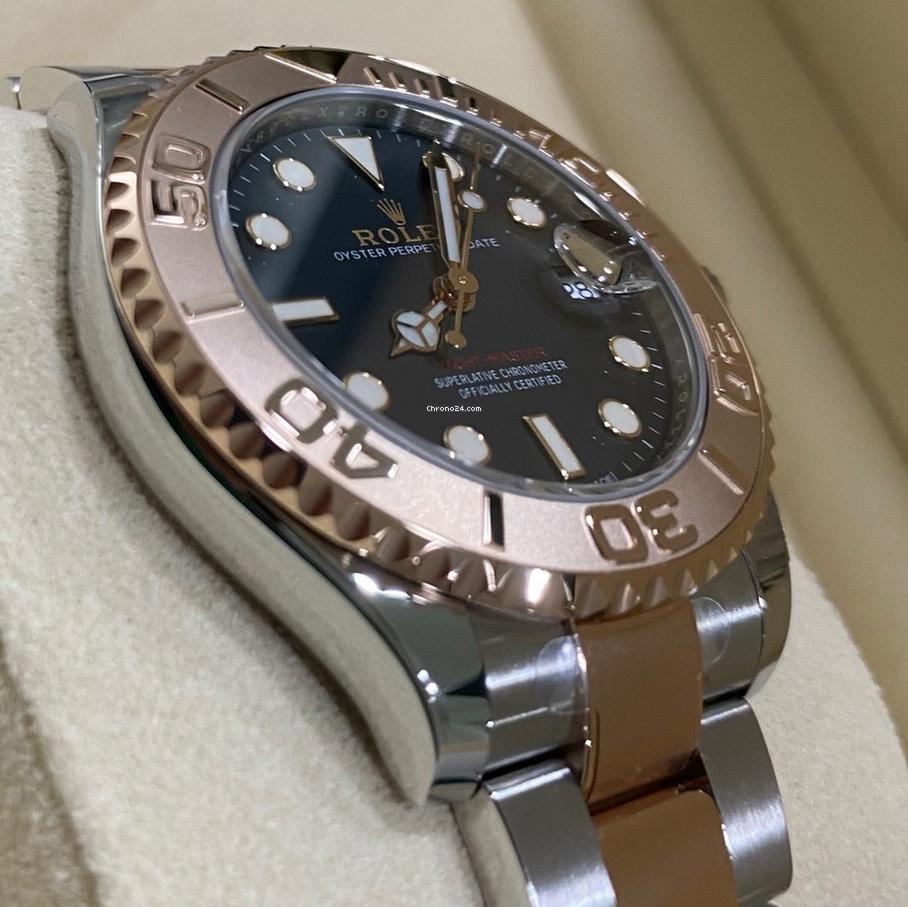 Rolex Yacht-Master 40 40mm New 2025 (April) / Black Dial 126621