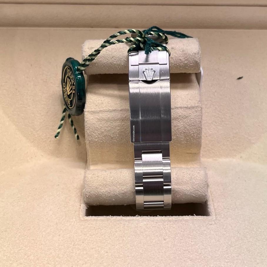 Rolex Explorer 36mm Like New (Unworn) 2025 (May)/124270