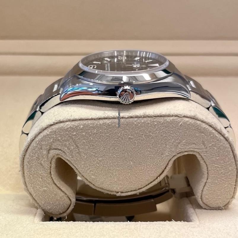 Rolex Explorer 36mm Like New (Unworn) 2025 (May)/124270