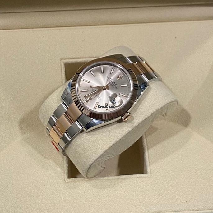 Rolex Datejust 41 mm Like New (Unworn) 2025 Oyster Sundust Dial Fluted Pink 126331