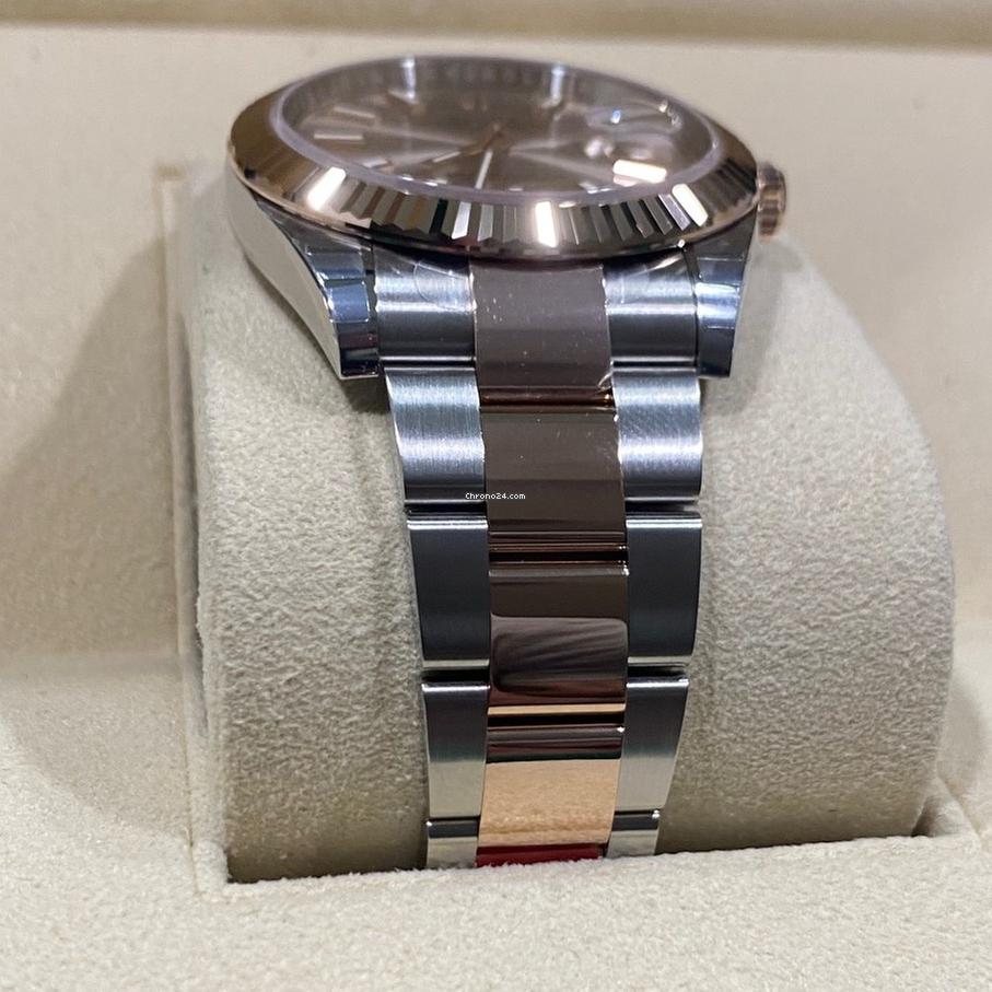 Rolex Datejust 41 mm Like New (Unworn) 2025 Oyster Sundust Dial Fluted Pink 126331