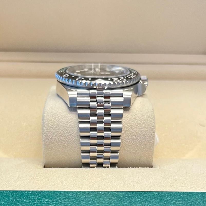 Rolex GMT-Master II Like New (Unworn) 2025 (April) "Sprite"/Jubilee/126720VTNR
