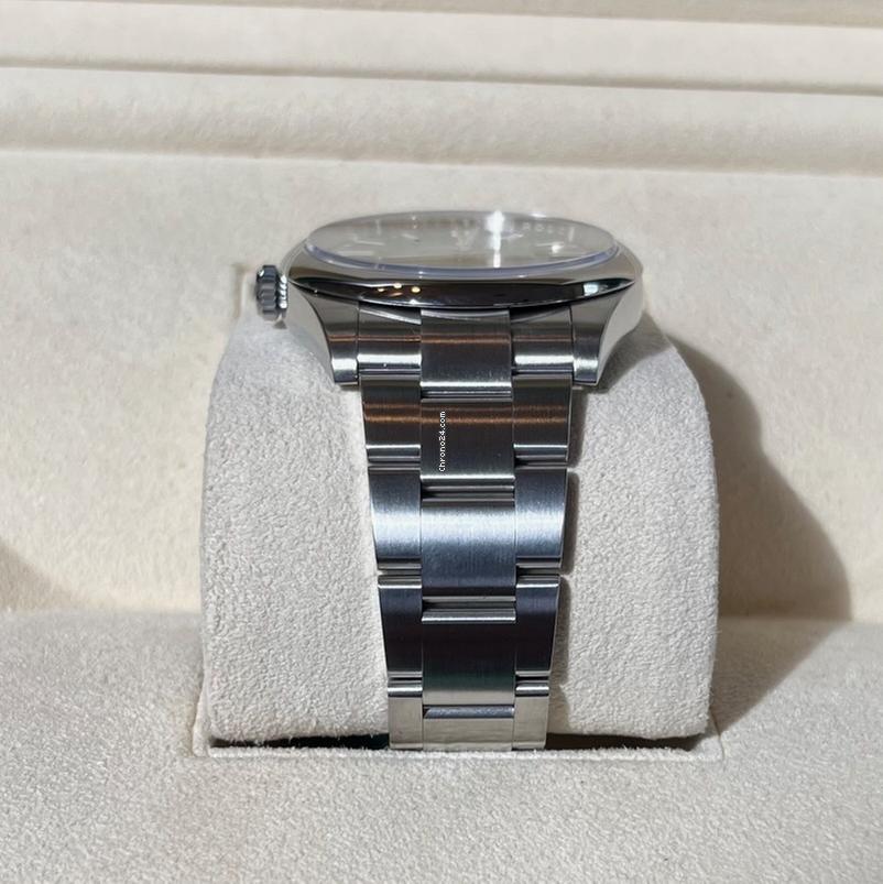 Rolex Oyster Perpetual 41 41mm / Like New (Unworn) 2025 Green Dial 124300