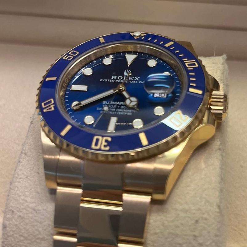 Rolex Submariner Date 41mm Like New (Unworn) 2025 / Blue Dial / Yellow Gold 126618LB