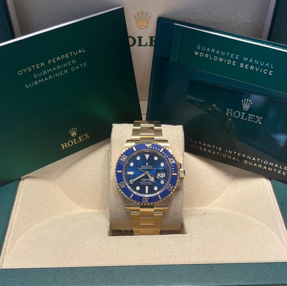 Rolex Submariner Date 41mm Like New (Unworn) 2025 / Blue Dial / Yellow Gold 126618LB