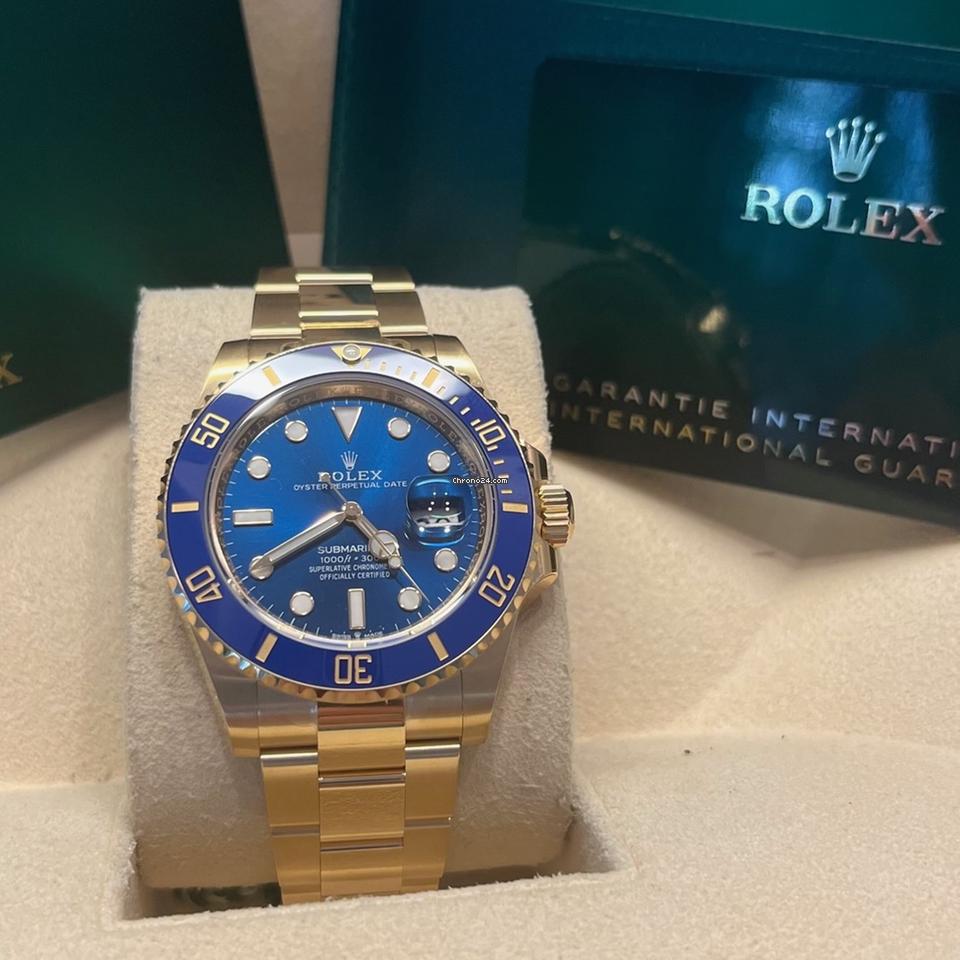 Rolex Submariner Date 41mm Like New (Unworn) 2025 / Blue Dial / Yellow Gold 126618LB