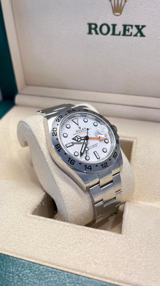 Rolex Explorer II Like New (Unworn) 2025 (May)White dial 226570