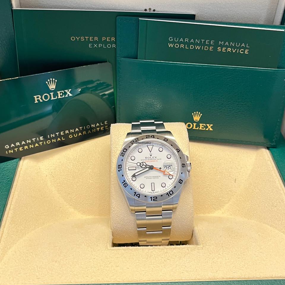 Rolex Explorer II Like New (Unworn) 2025 (May)White dial 226570