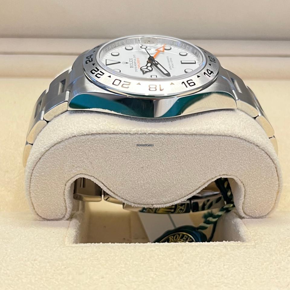 Rolex Explorer II Like New (Unworn) 2025 (May)White dial 226570