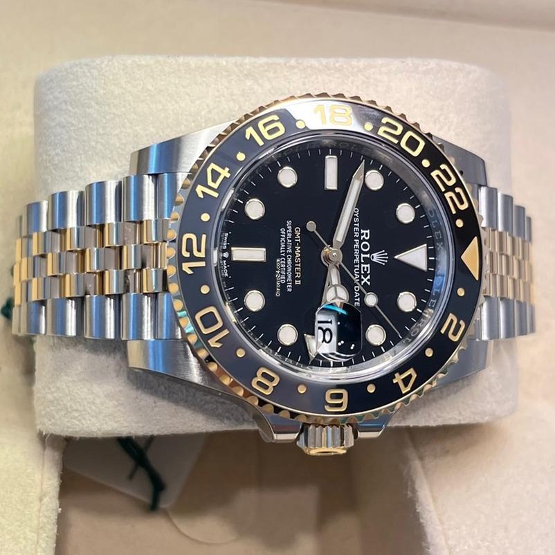 Rolex GMT-Master II Like New (Unworn) 2025 (May) 126713grnr