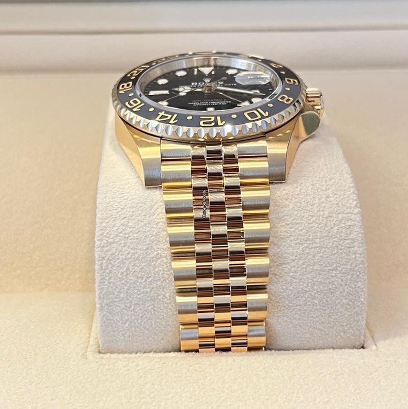Rolex GMT-Master II Like New (Unworn) 2025 (May) / Yellow Gold/126718 GRNR