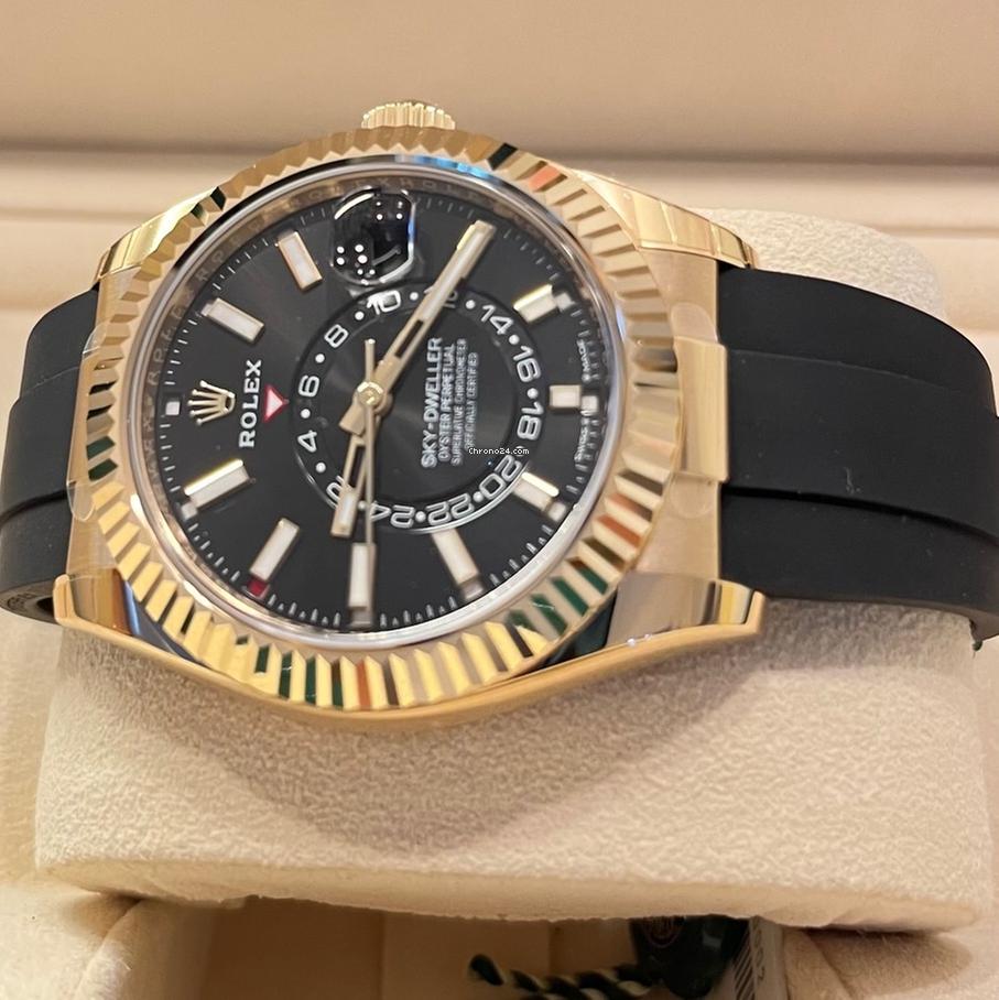 Rolex Sky-Dweller 42mm Like New (Unworn) 2025 ( April) Black Dial Yellow Gold 336238