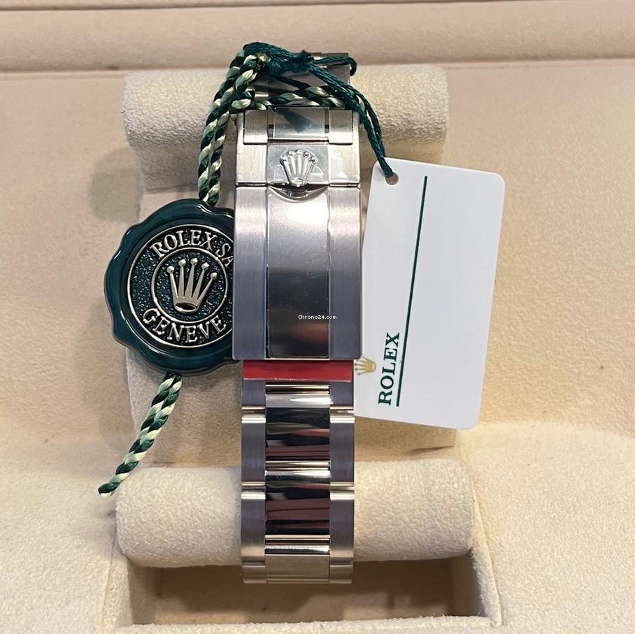 Rolex Daytona Cosmograph Daytona / Like New (Unworn) 2025 Like New RELEASE BLACK DIAMOND DIAL 126509