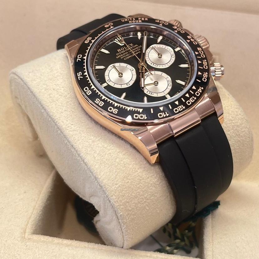 Rolex Daytona Cosmograph Daytona / Like New (Unworn) 2025 (April) / Rose Gold/Oysterflex BLACK DIAL 126515L