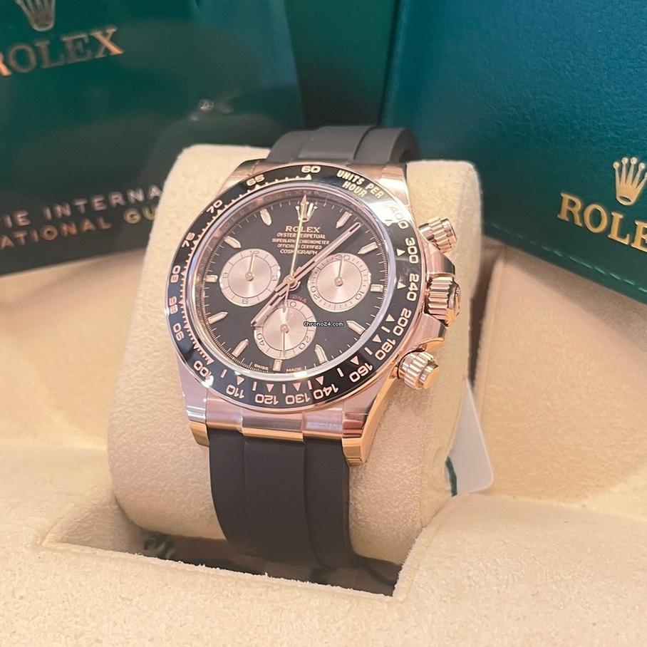 Rolex Daytona Cosmograph Daytona / Like New (Unworn) 2025 (April) / Rose Gold/Oysterflex BLACK DIAL 126515L
