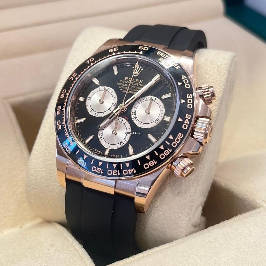 Rolex Daytona Cosmograph Daytona / Like New (Unworn) 2025 (April) / Rose Gold/Oysterflex BLACK DIAL 126515L