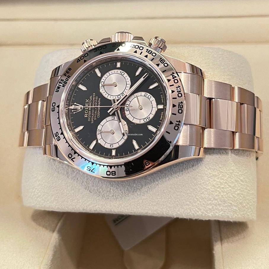 Rolex Daytona Like New (Unworn) 2025 (May) / Golden Bright Black Dial 126505