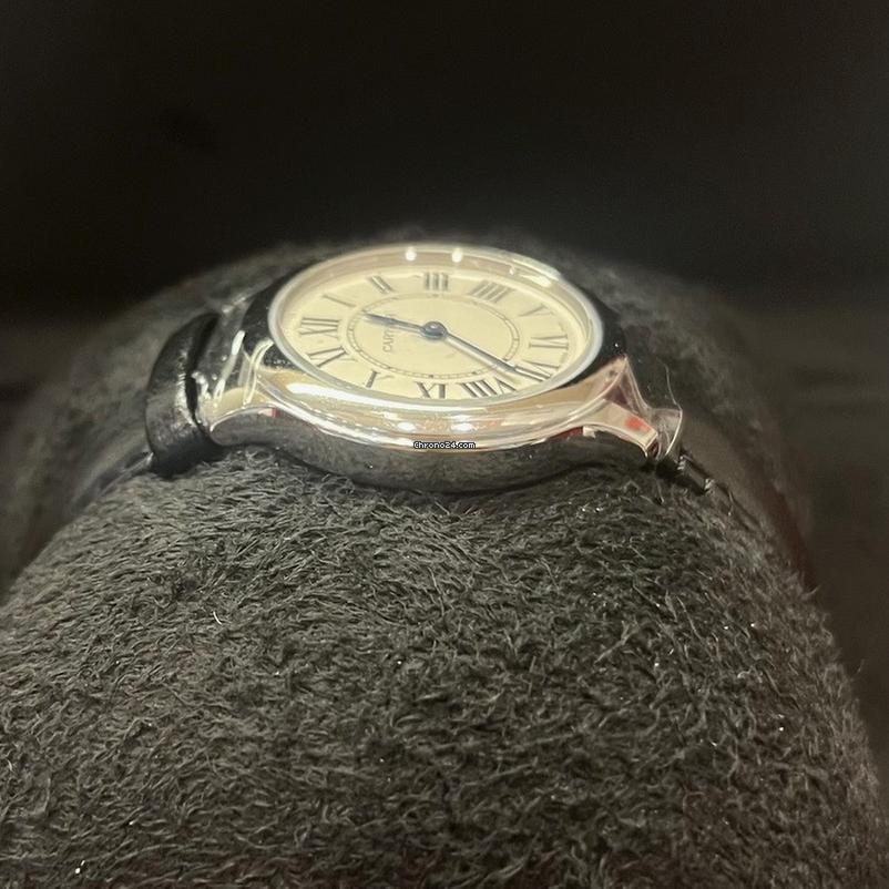 Cartier Ronde de Cartier Must De Cartier 29mm Like New (Unworn) 2024