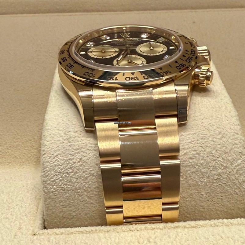 Rolex Daytona Cosmograph Daytona / Like New (Unworn) 2025(may) / Black Dial / Diamond 126508