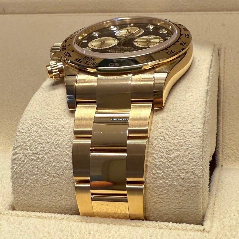 Rolex Daytona Cosmograph Daytona / Like New (Unworn) 2025(may) / Black Dial / Diamond 126508