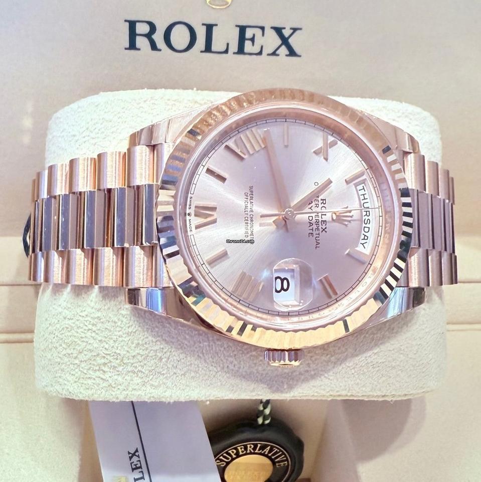 Rolex Day-Date 40 40MM / Like New (Unworn) 2025 Everose Gold Pink Sundust Dial/228235