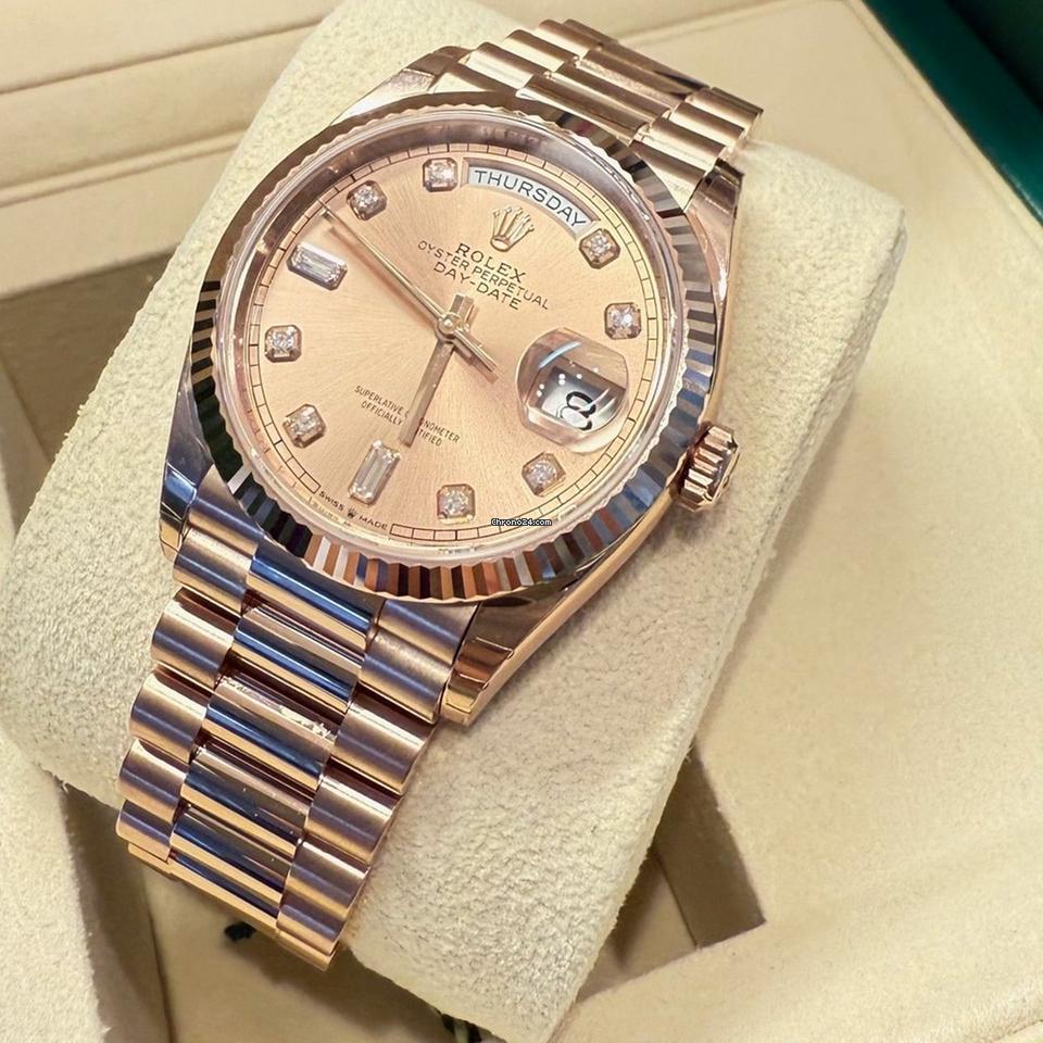 Rolex Day-Date 36 36mm/Like New (Unworn) 2025 Rose Gold "Pink Baguette Diamond Dial 128235